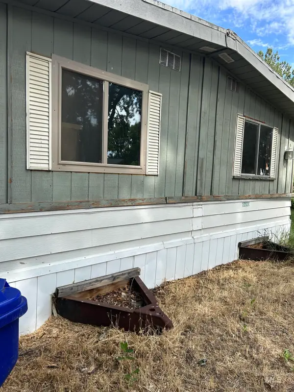 770 S Dolson Ln, Eagle, ID 83616