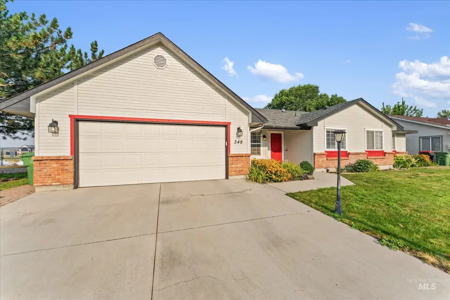 349 S Lodestone Ave, Meridian, ID 83642 - #2