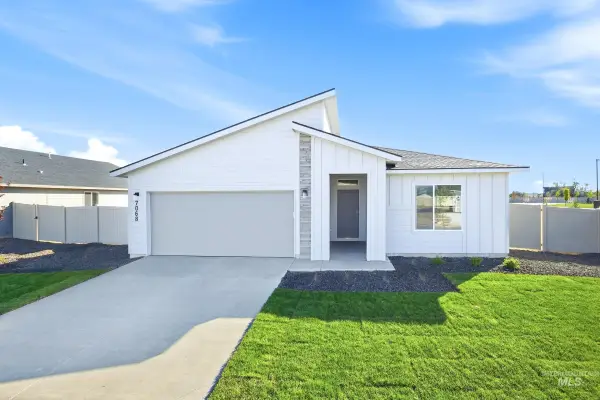 920 SW Jayhawk St, Mountain Home, ID 83647