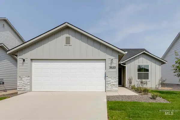 940 SW Jayhawk St, Mountain Home, ID 83647