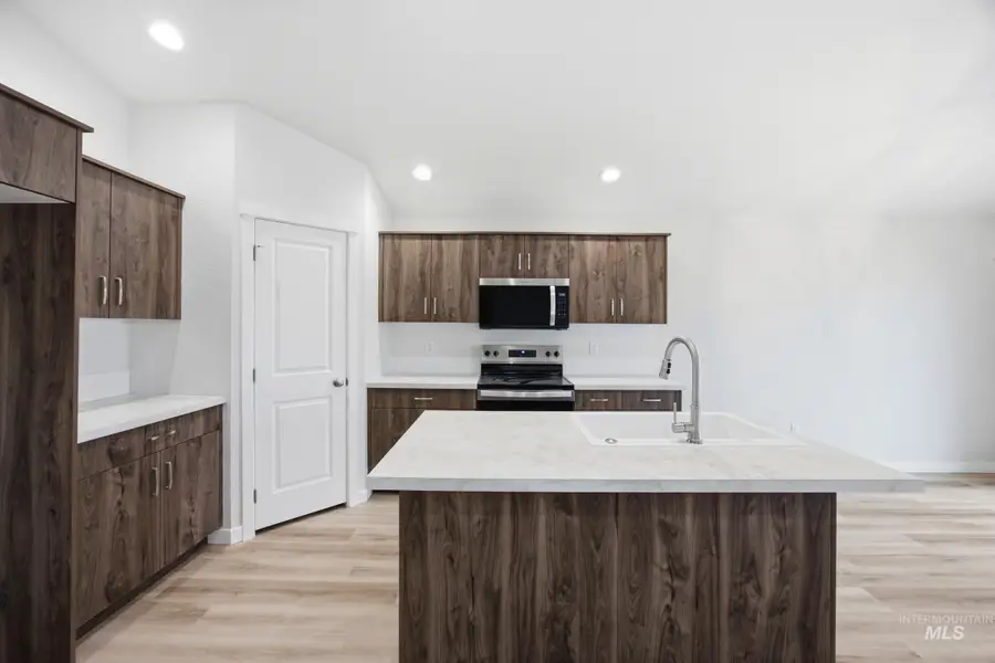 4209 Austin St, Caldwell, ID 83605 - #2