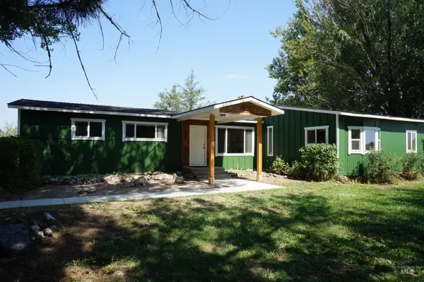 22952 Bumble Bee Lane, Middleton, ID 83644