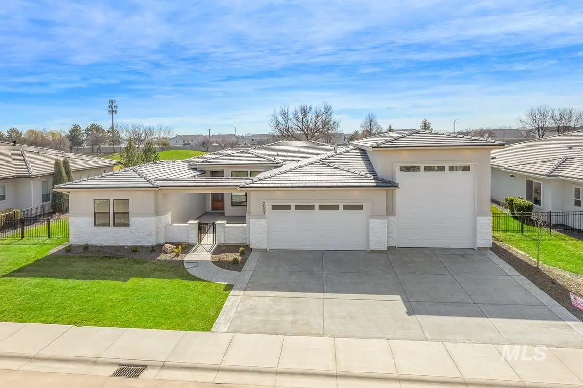 2398 N Serveriano Ave, Eagle, ID 83616 - #1