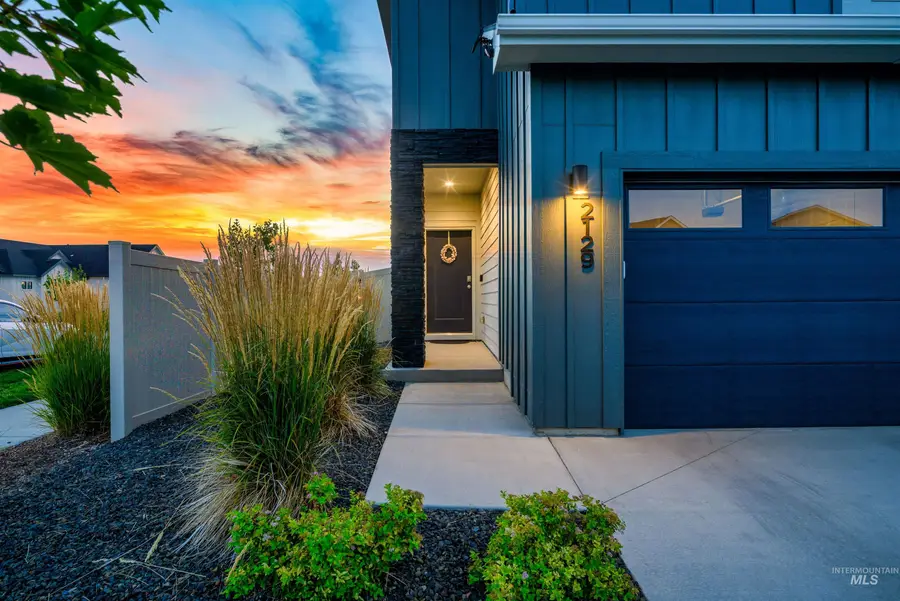 2129 S Saltbrush Way, Meridian, ID 83642 - #3