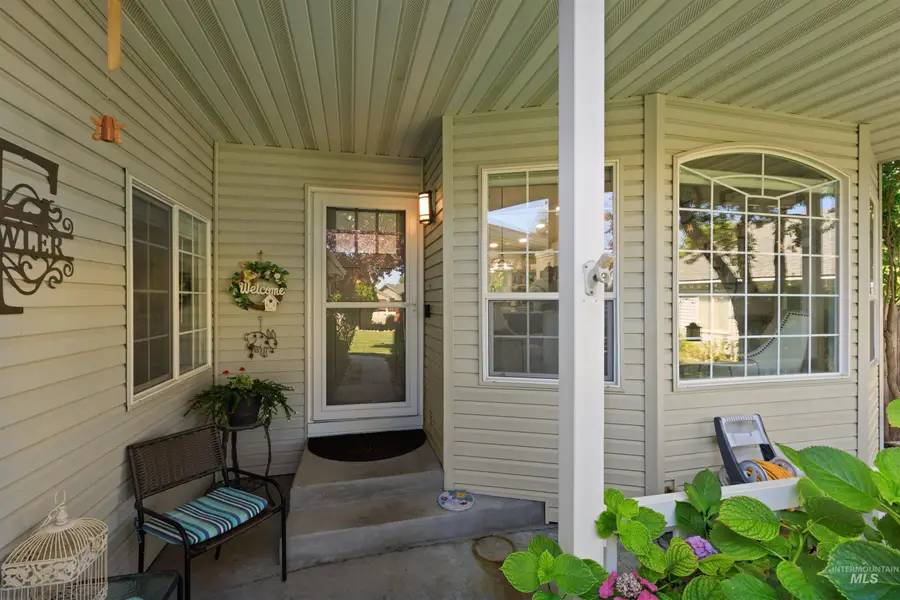 1827 W Lonesome Dove, Meridian, ID 83646 - #3