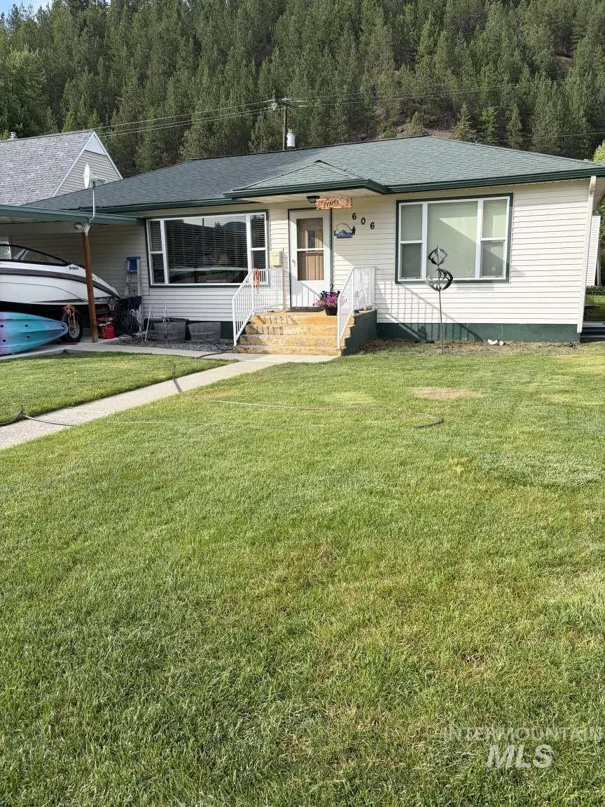 606 W Cameron Ave, Kellogg, ID 83837 - #1