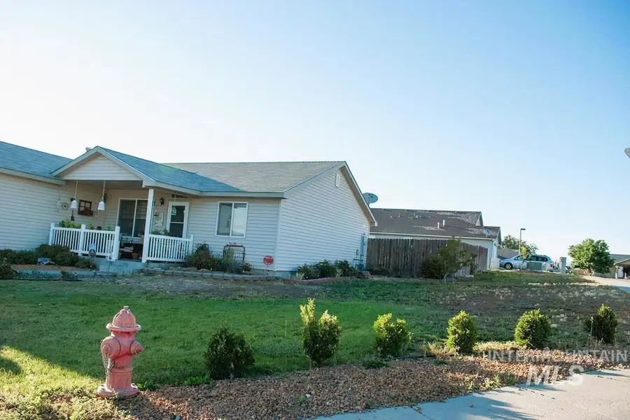 1188 NE Rockridge, Mountain Home, ID 83647 - #2