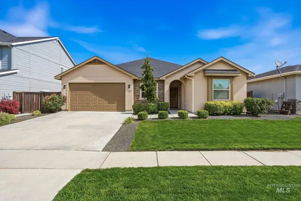 526 W Laughton Dr, Meridian, ID 83646