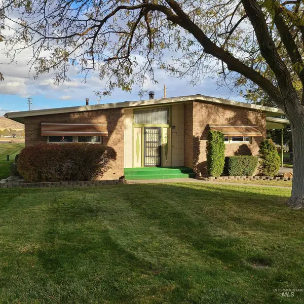 1298 E 2nd, Weiser, ID 83672