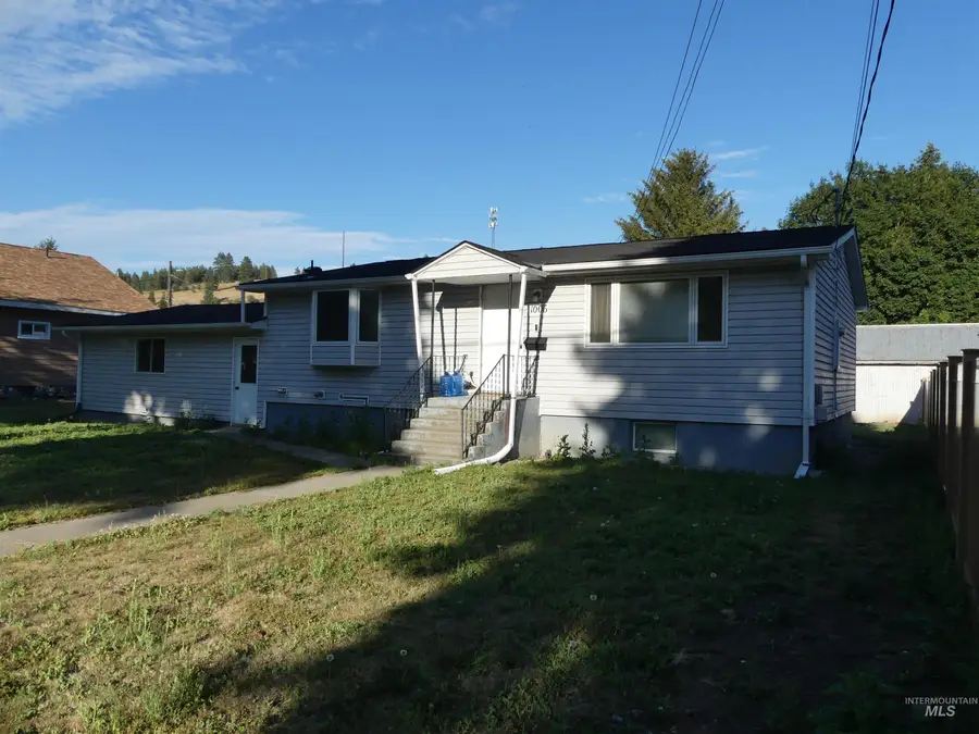 1006 N Morton St, Colfax, WA 99111 - #2