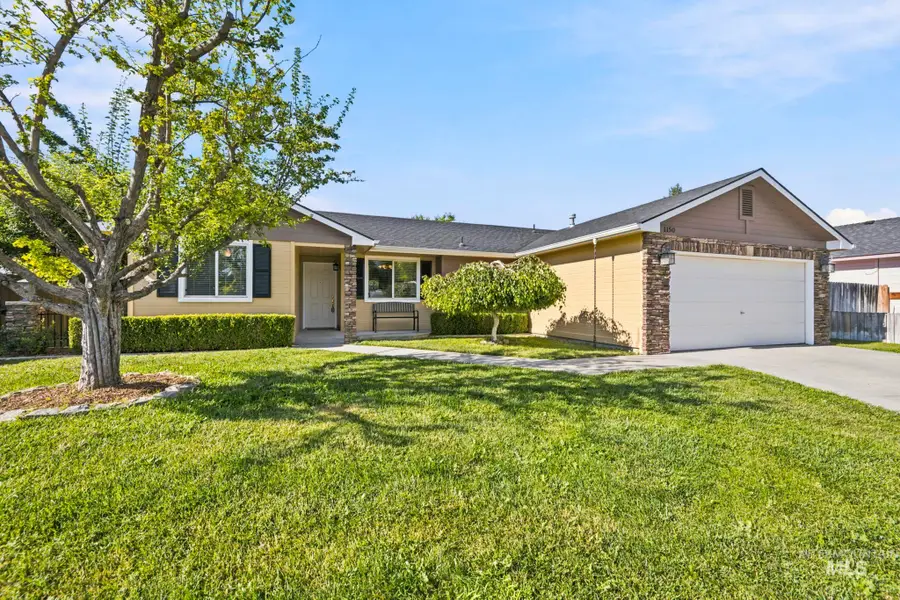 1150 W Newport Ct., Meridian, ID 83646 - #3