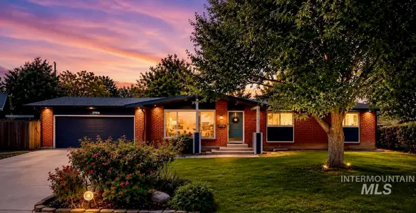 7940 W Galena Dr, Boise, ID 83709