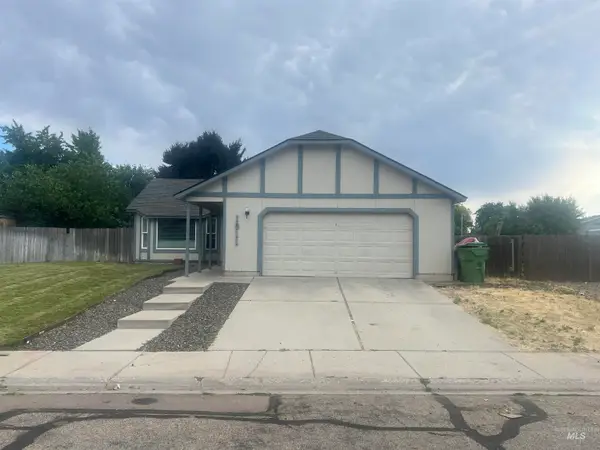 1911 W Tracy Ct, Meridian, ID 83646