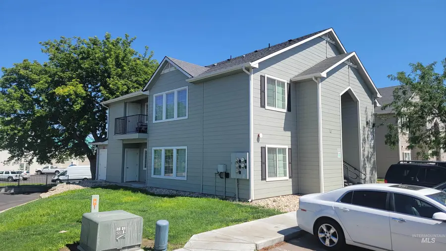 276 E Main Loop, Nampa, ID 83686 - #2
