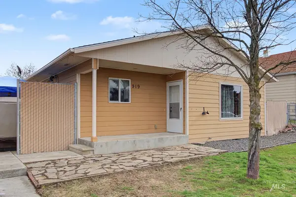 919 9th Street, Clarkston, WA 99403