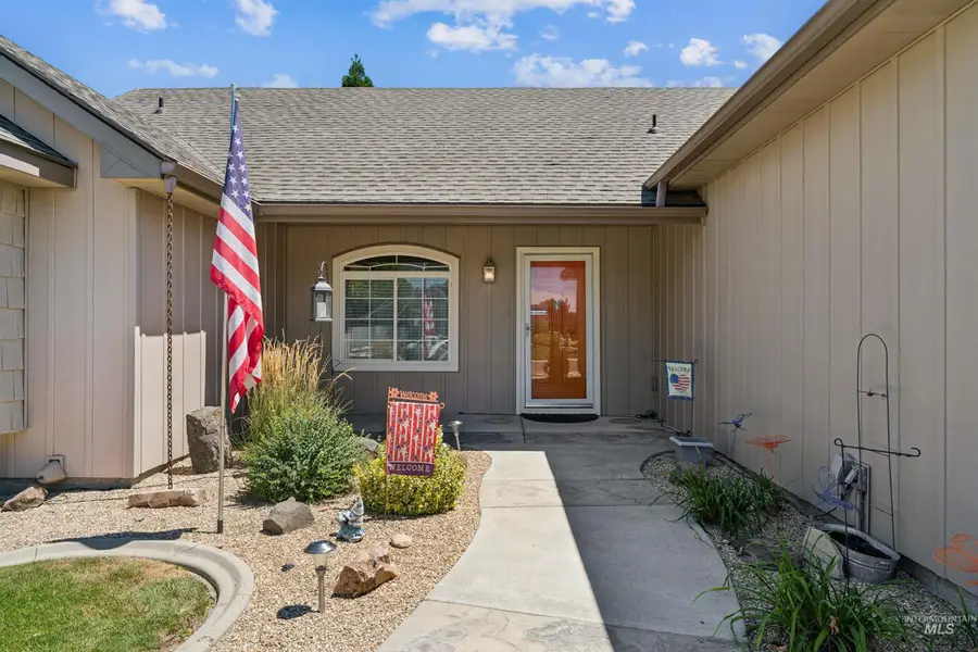 16566 N Yorkshire Lane, Nampa, ID 83687 - #2