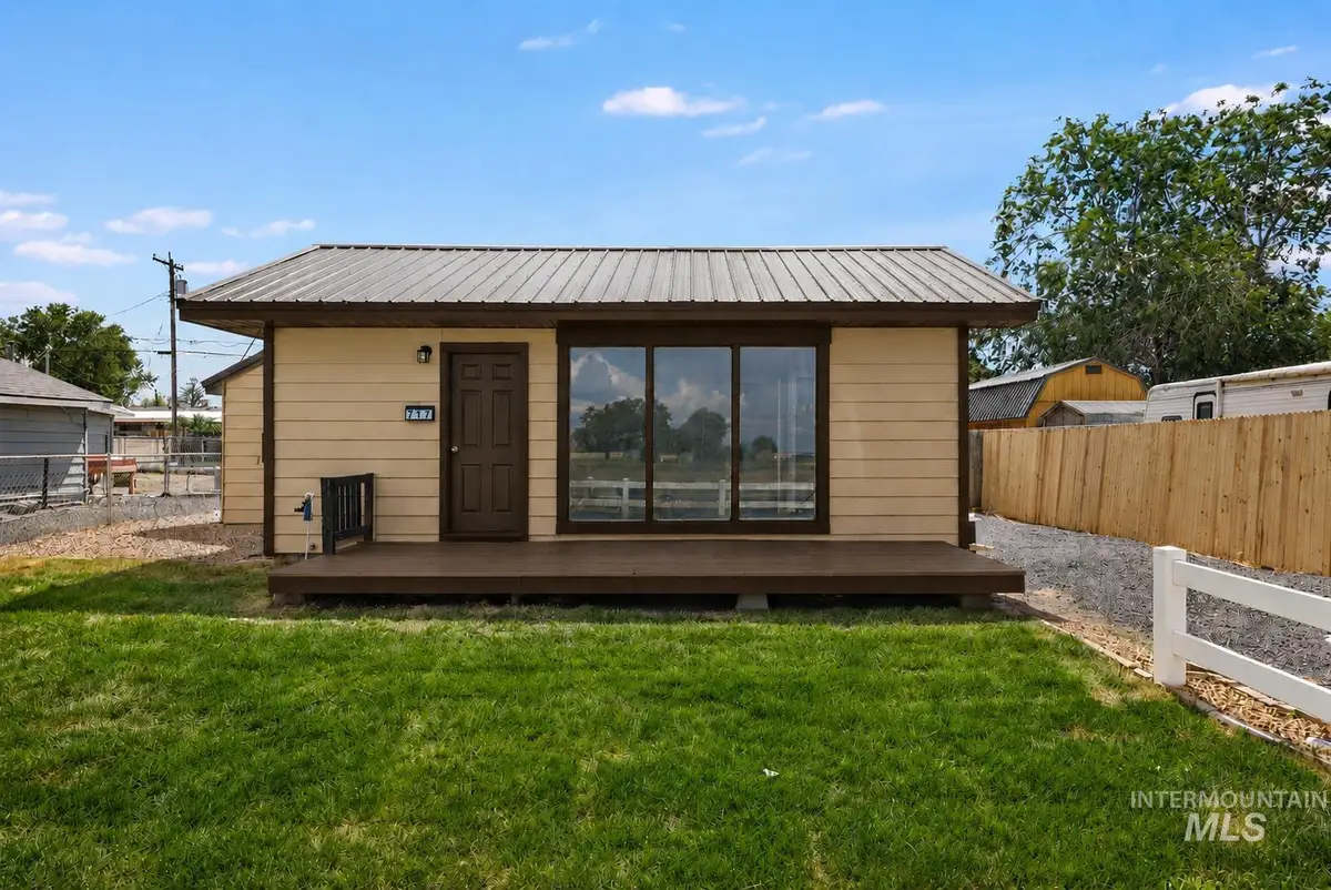 717 7th Ave N, Buhl, ID 83316 - #1