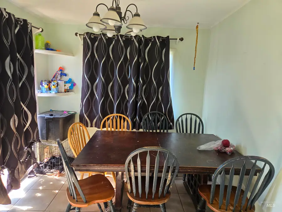 620 Burrell Ave., Lewiston, ID 83501 - #2