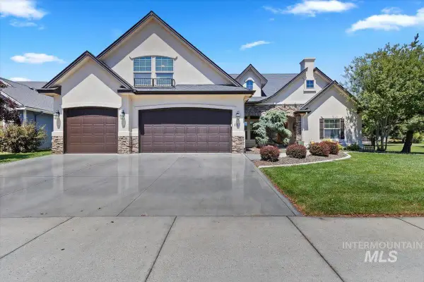 898 W Yosemite Drive, Meridian, ID 83646