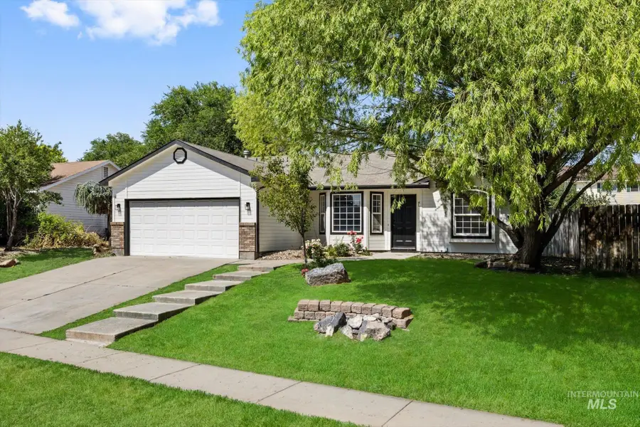 581 N Shady Grove Way, Kuna, ID 83634 - #2