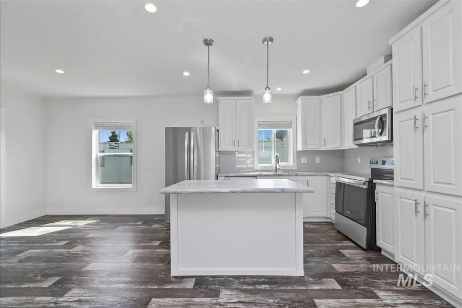 914 N Midland Blvd #18, Nampa, ID 83651 - #2