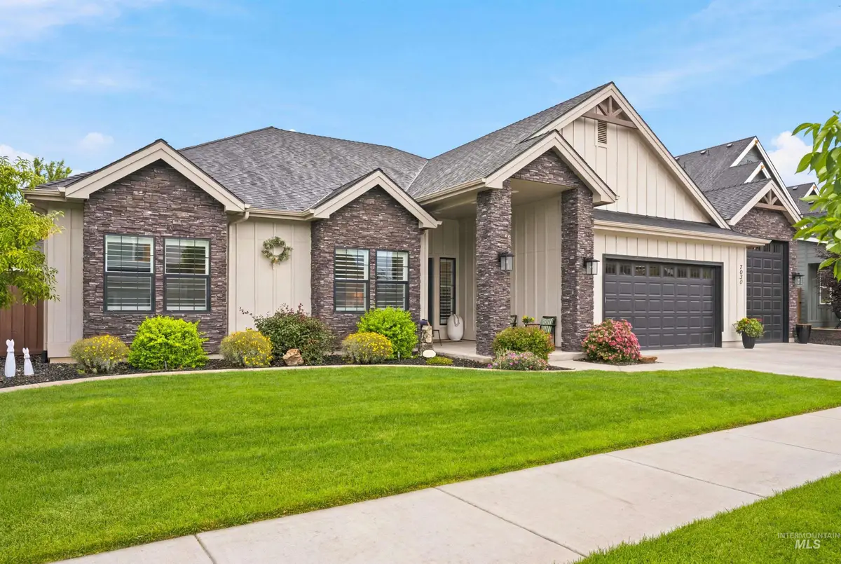 7030 N Maplestone Ave, Meridian, ID 83646 - #1