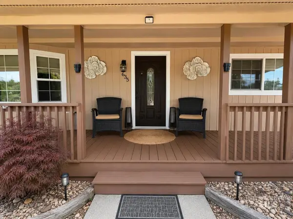 635 S 13th E, Mountain Home, ID 83647