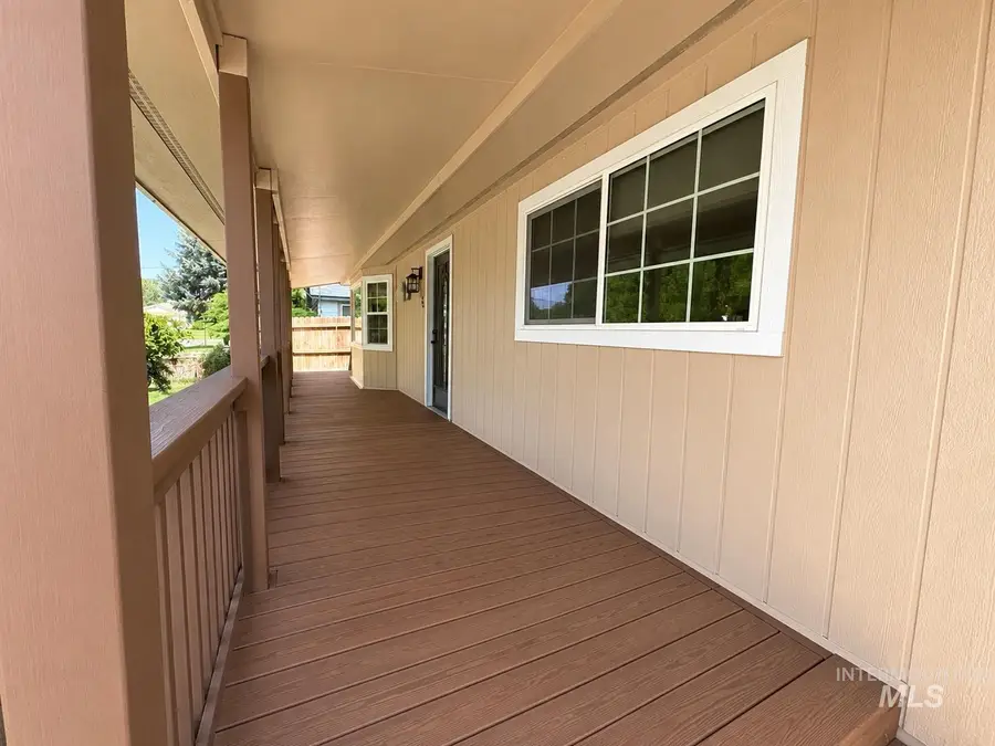 635 S 13th E, Mountain Home, ID 83647 - #3
