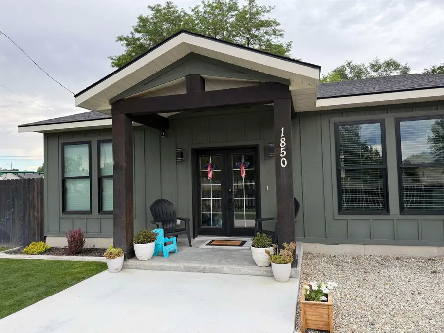 1805 20th Street, Heyburn, ID 83336 - #3