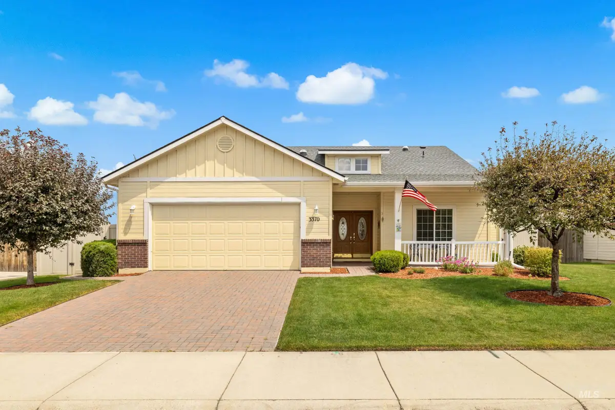 3370 N Maplestone Ave, Meridian, ID 83646 - #1