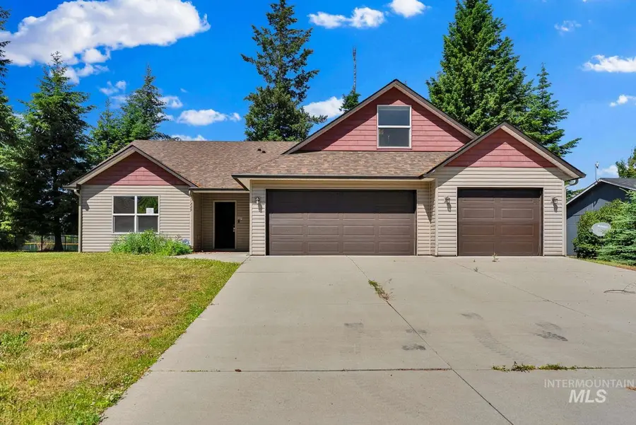 31229 10th Ave, Spirit Lake, ID 83869 - #3