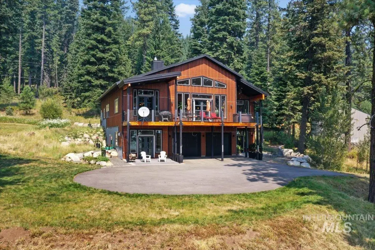1629 West Mountain Rd 1.3 Acres, Cascade, ID 83611 - #1