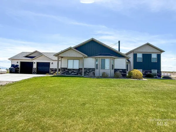 2085 E 900 S, Hazelton, ID 83335