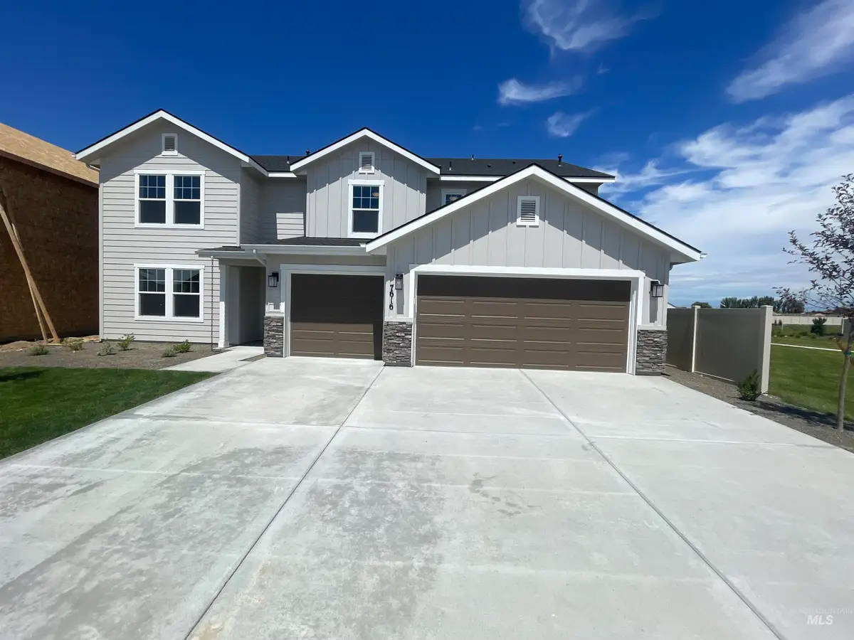 7616 E Meriwether Dr, Nampa, ID 83687 - #1