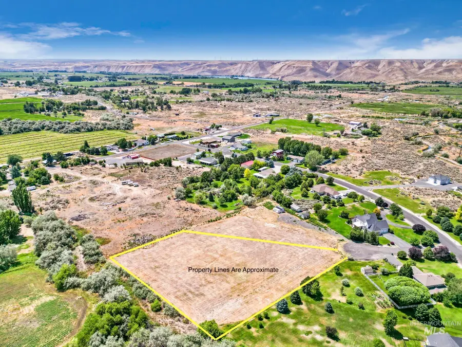 002 Fernandes Acres, Hagerman, ID 83332 - #2