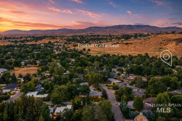611 N Riverview Dr, Boise, ID 83712