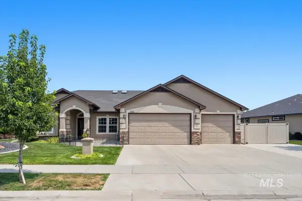 726 W Arbor Pointe Way, Nampa, ID 83686