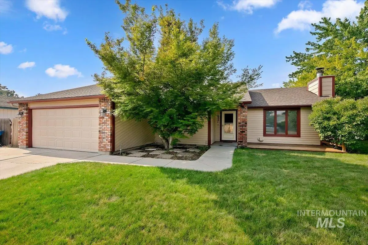 10321 W Macaw Ct, Boise, ID 83704 - #1