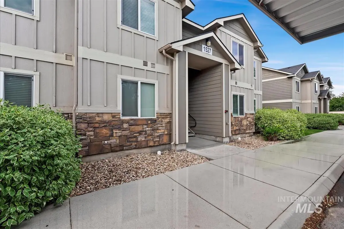 1527 W Alexandra Ln, Boise, ID 83705 - #1