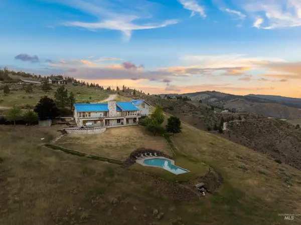 41 Whitehawk Way, Boise, ID 83716