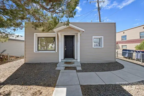 430 Eden St N, Twin Falls, ID 83301