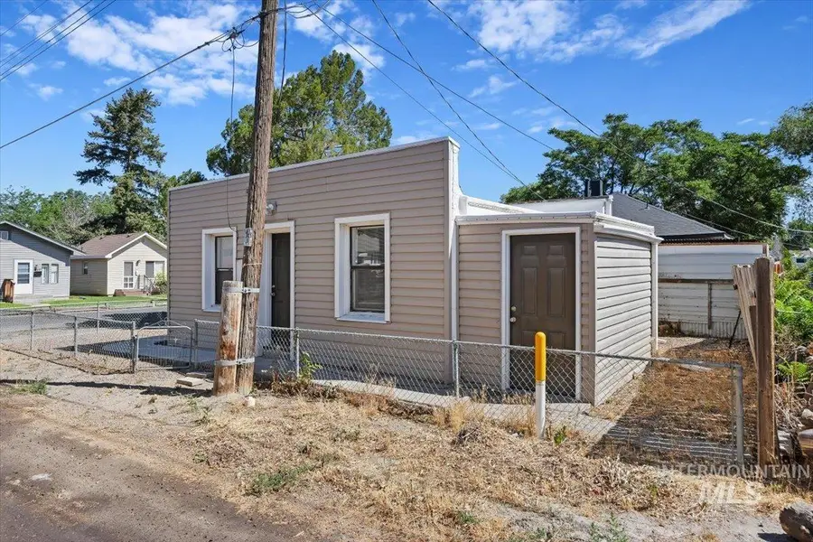 430 Eden St N, Twin Falls, ID 83301 - #3