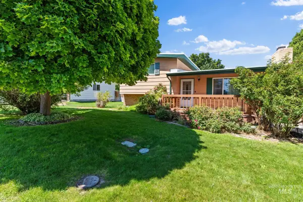 1535 Princeton Dr, Twin Falls, ID 83301