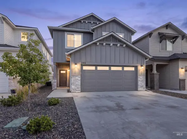 242 W Hyndman Drive, Meridian, ID 83642