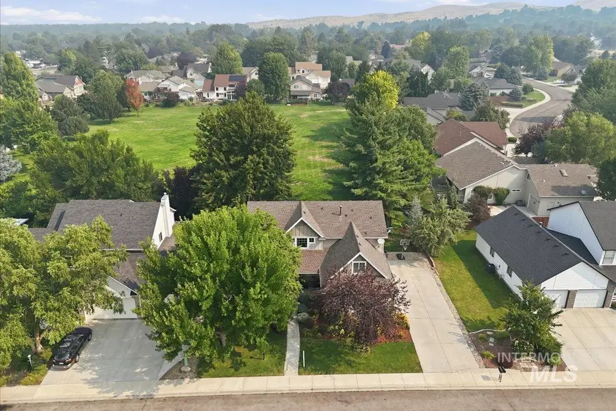 10434 W Blackstone St, Boise, ID 83714 - #2