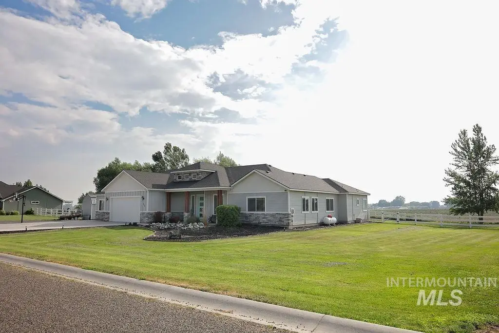523 Tasia Brianna Dr W, Jerome, ID 83338 - #1