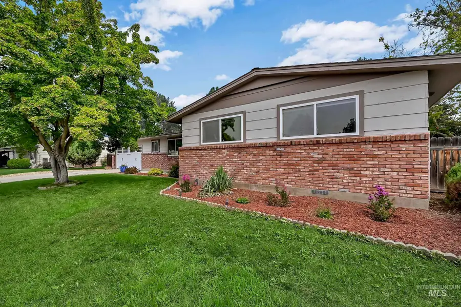 8820 W San Anita, Boise, ID 83704 - #3