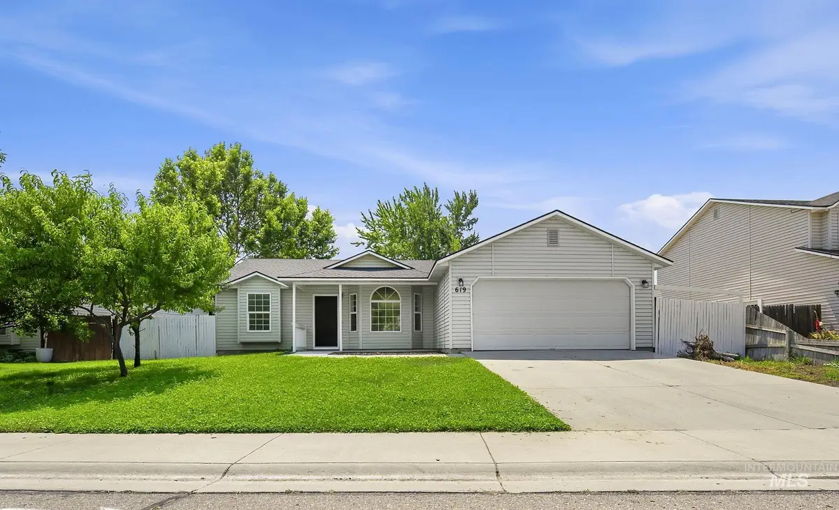 619 E Trail Creek Dr, Nampa, ID 83686 - #1