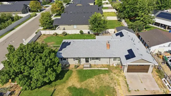 1205 Chicago St, Nampa, ID 83686
