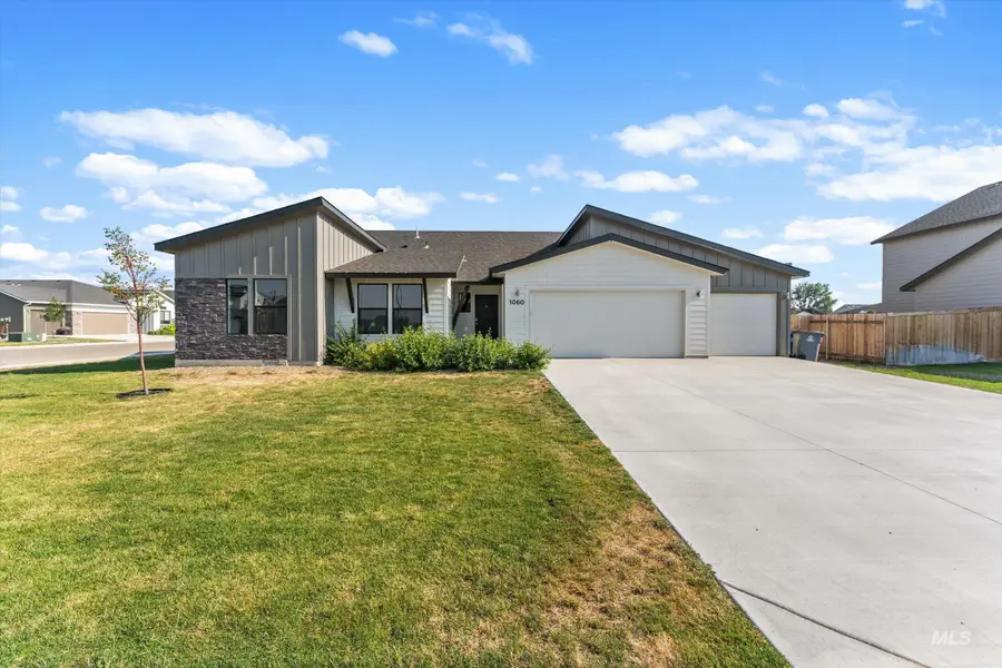 1060 SW Shikra, Mountain Home, ID 83647 - #2